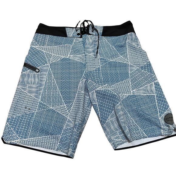 Roark Revival Men's 32 Savage Boardshorts Trunks Blue 10in inseam Beach Surf‎ - Picture 1 of 4